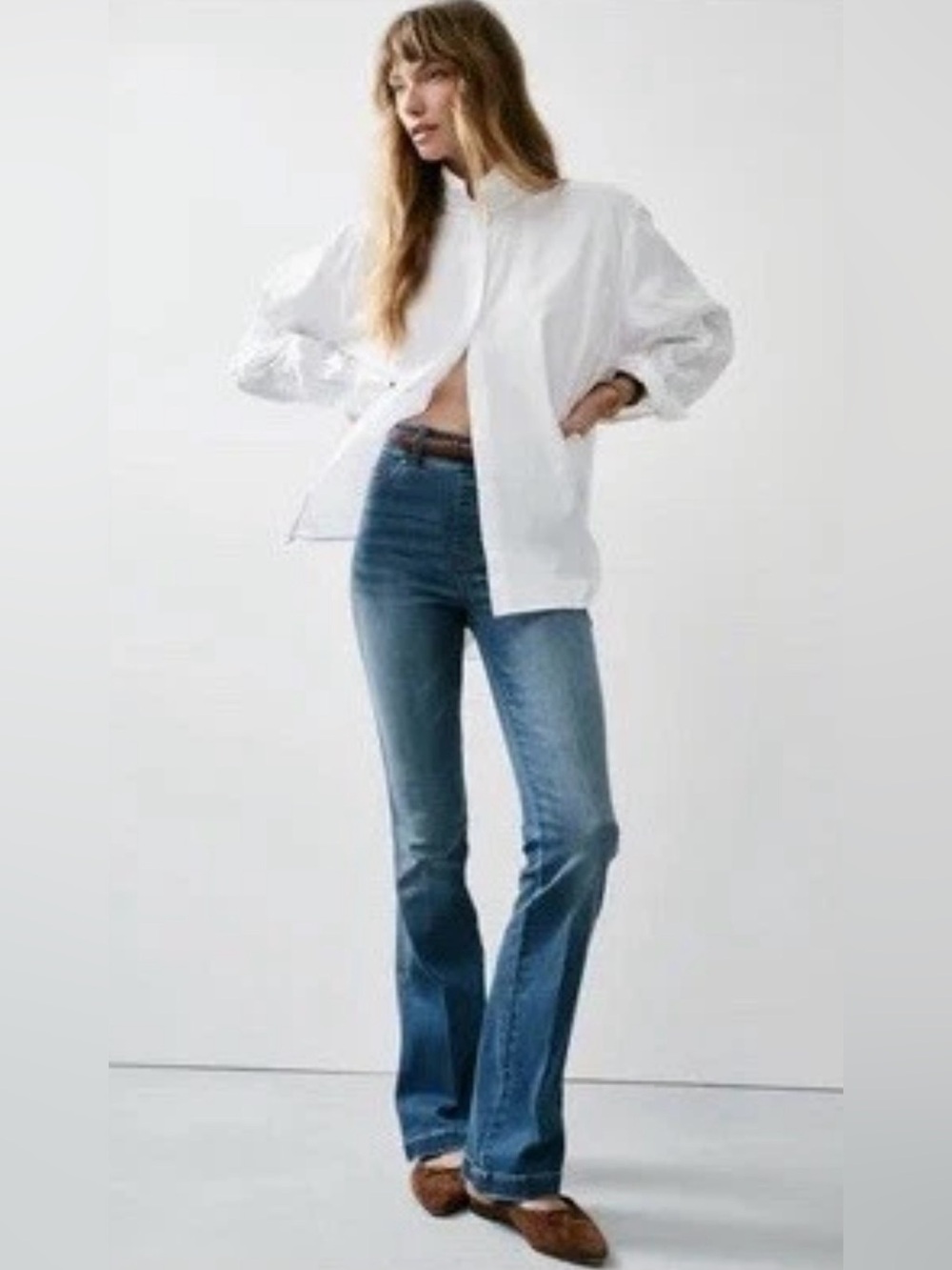 SPANX High Rise Pull On Flare Jean Size M Medium Wash